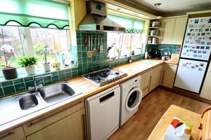 Kitchen- click for photo gallery